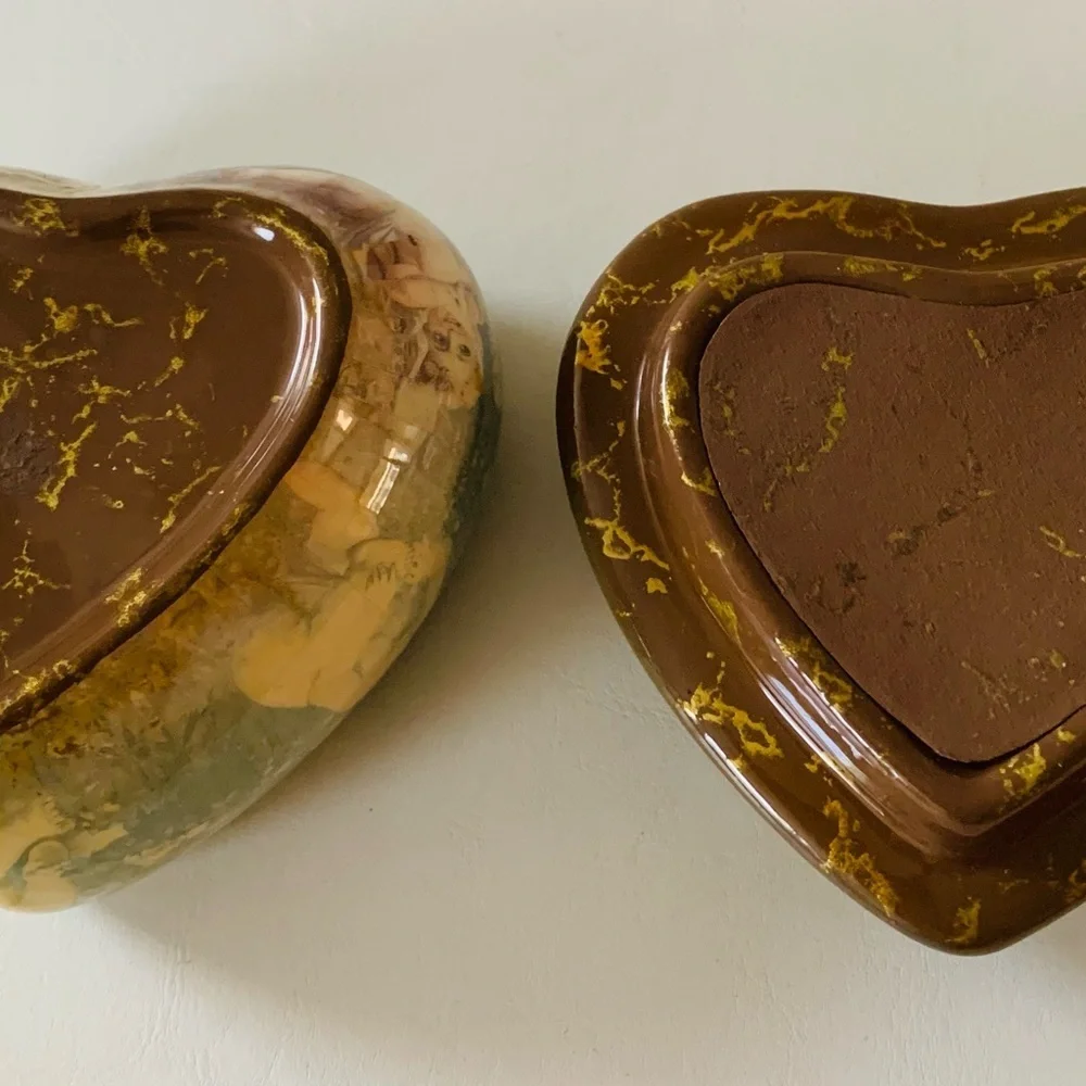 Trinket box